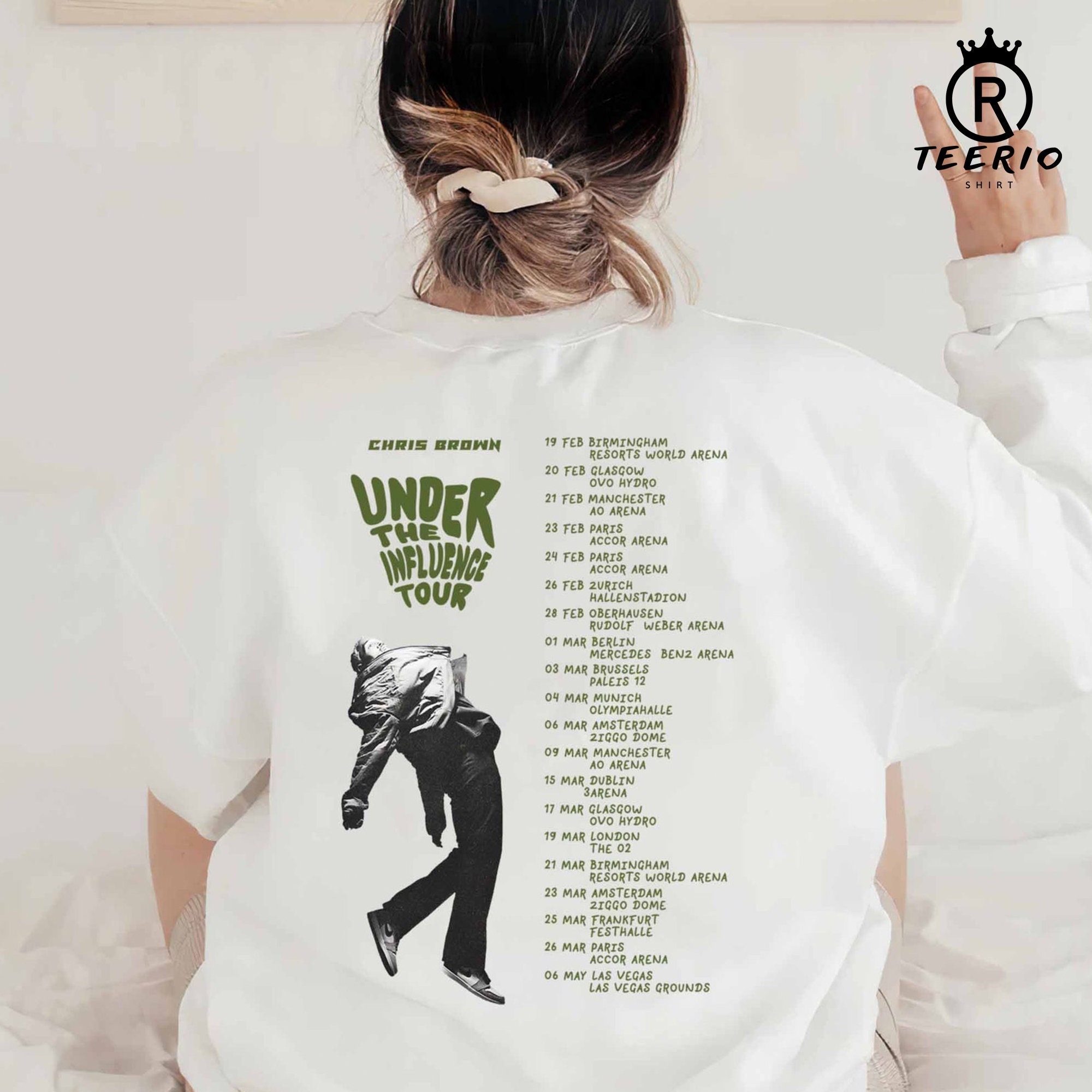 Chris Brown Under The Influence Tour Paris Chris Brown Under The Influence Tour Sweatshirt - Jolly Family Gifts